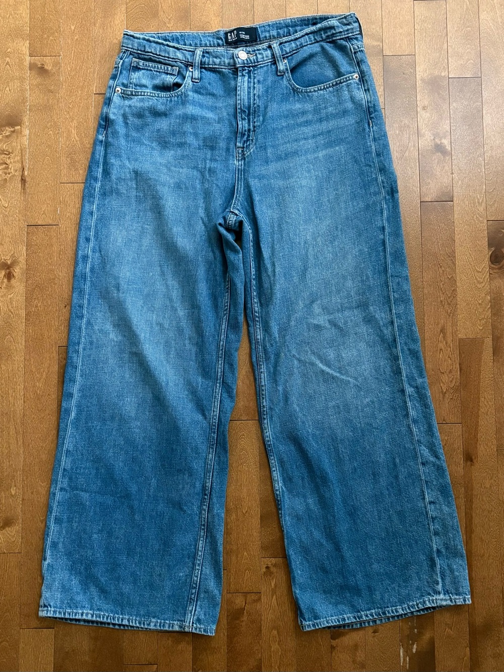 Gap High Rise Wide-Leg Medium Wash Denim Jeans Size 12/31 Regular